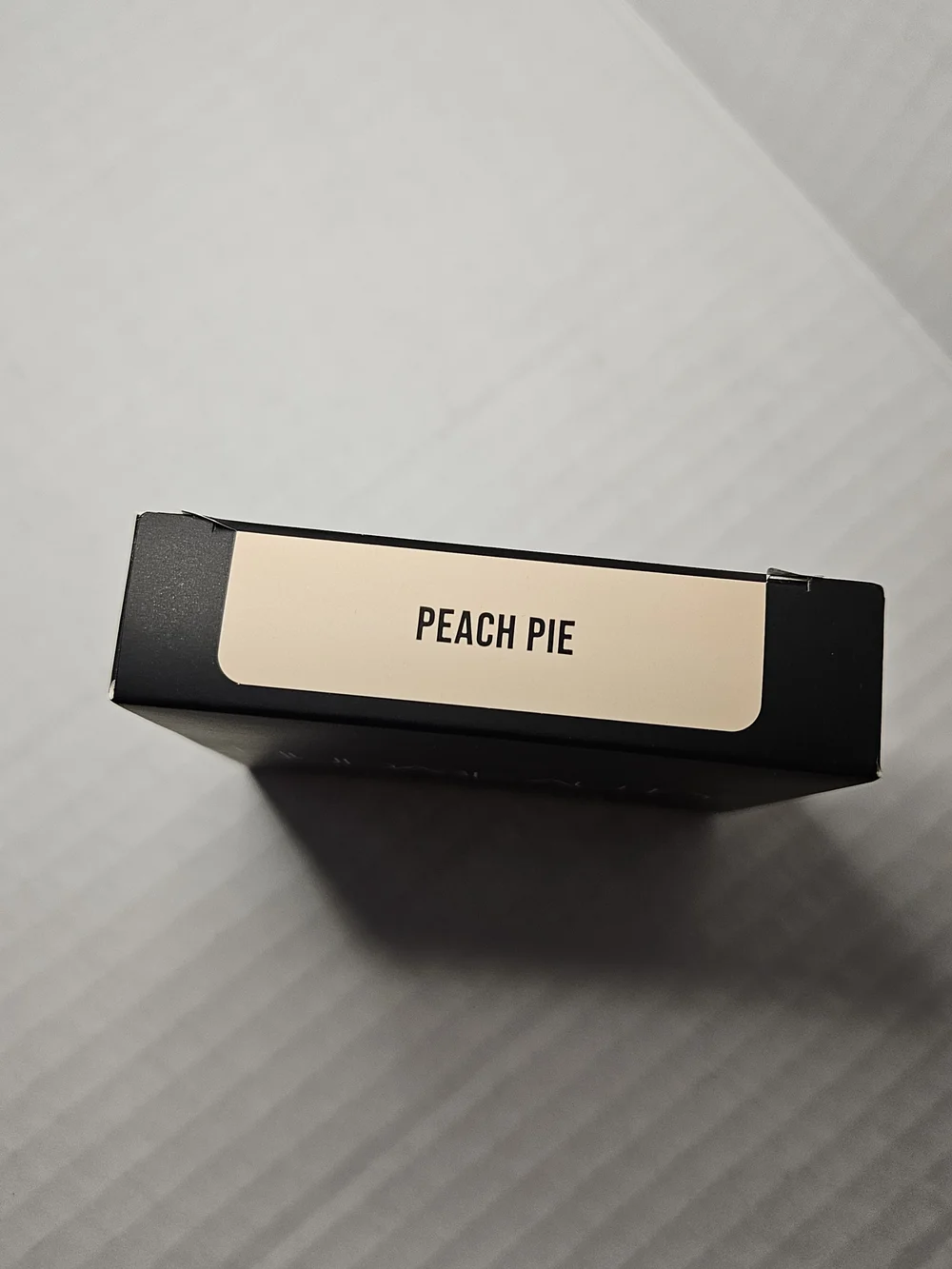 Huda Beauty Easy Bake & Snatch Pressed Brightening & Setting Powder Peach Pie